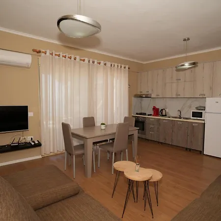 Appartement Serenitas Sea View Sarandë